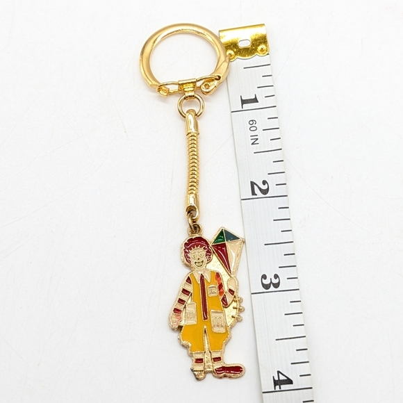 ✨3/$15 Vintage 1979 Ronald McDonald Keychain - Picture 4 of 4